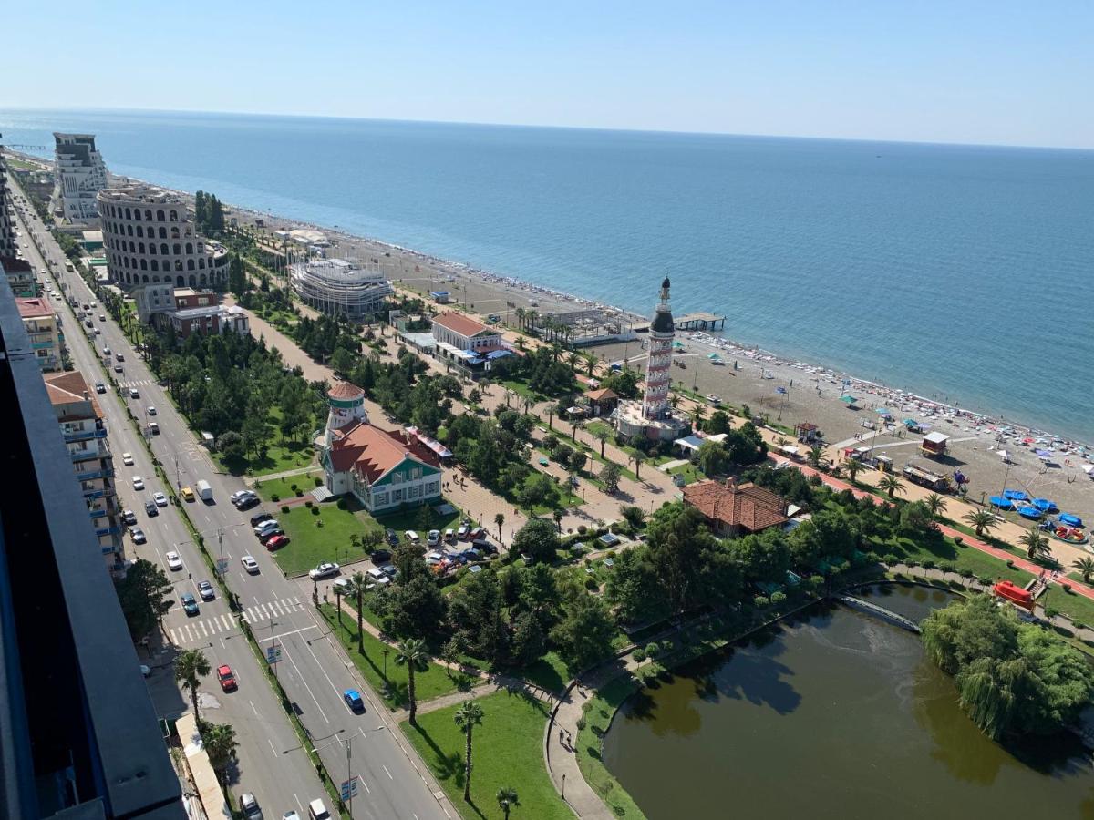 Luxury Studio With Ocean View Batumi Exteriör bild